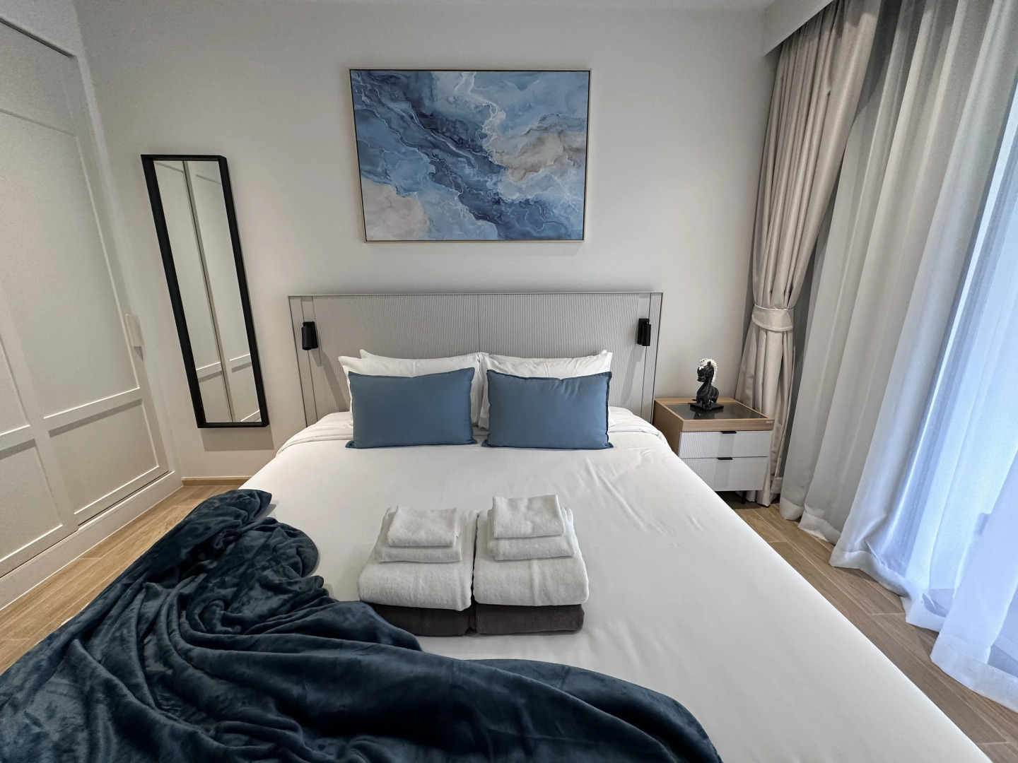 Апартаменты 2-комнатные с бассейном у пляжа Bang Tao LBS-1508