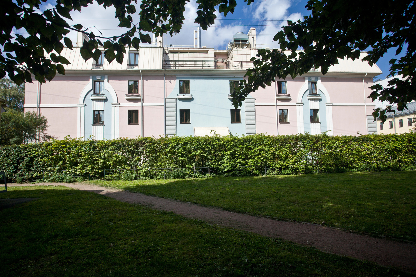 Отель Камея