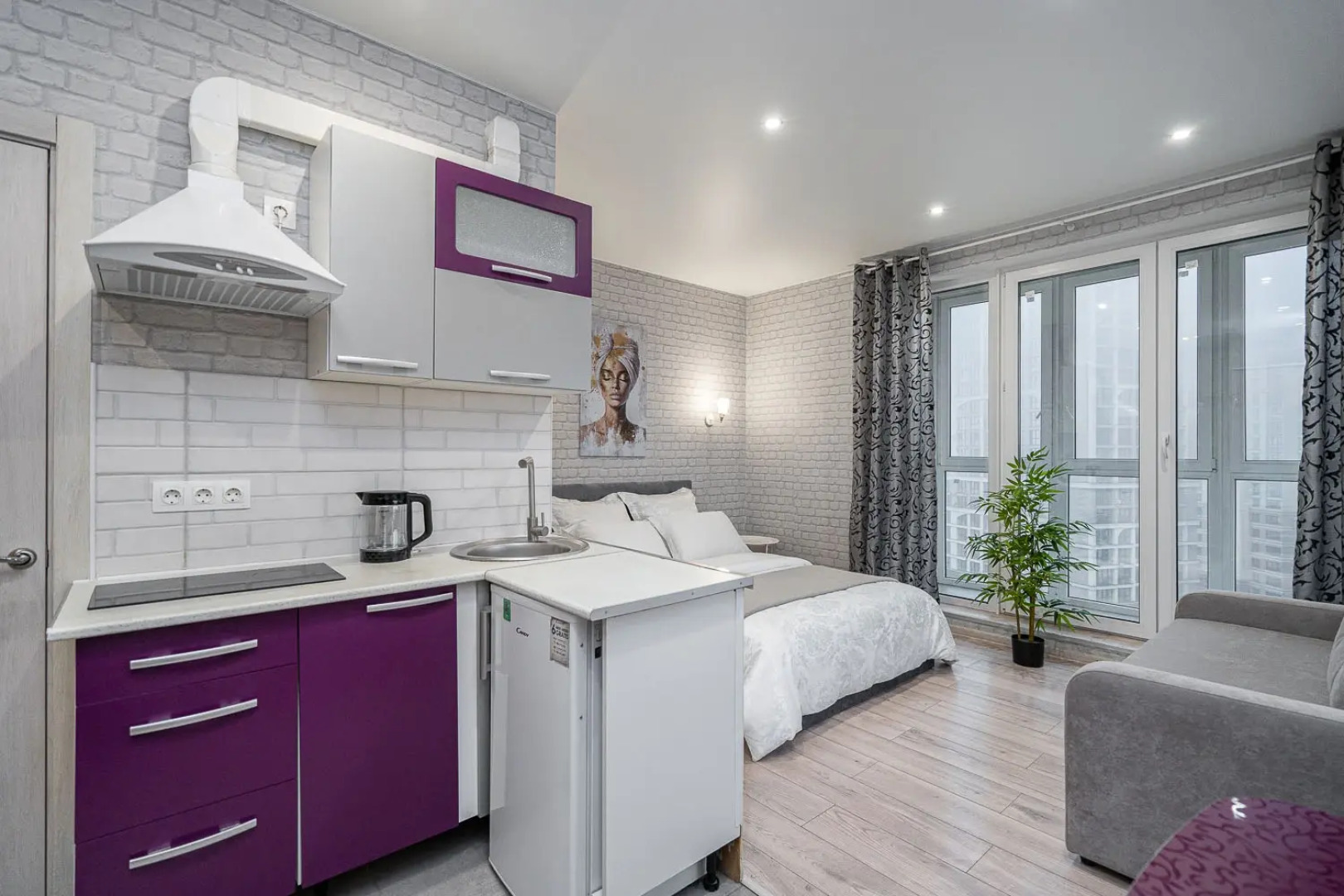 Апартаменты Студия Ladgorna на Независимости 88