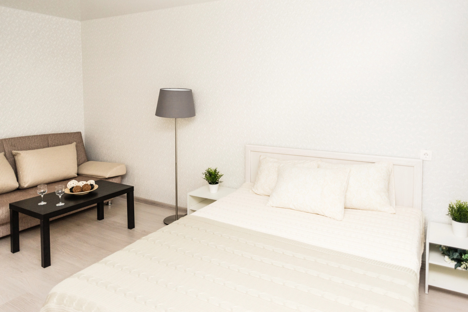 Трёхкомнатные  Апартаменты Stepanenkov для 8 гостей на Сурикова 2