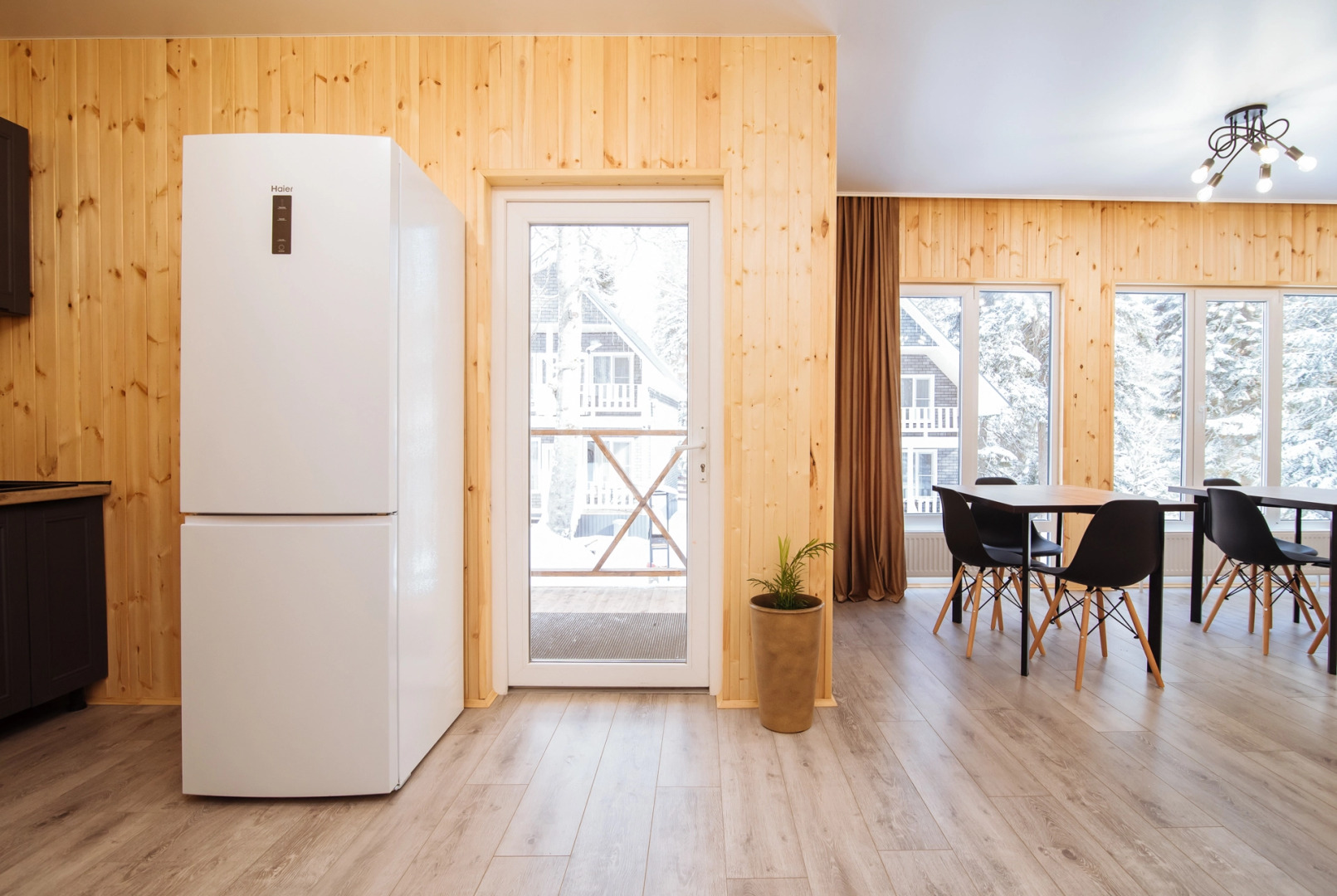 База Отдыха Hotel Brusnika