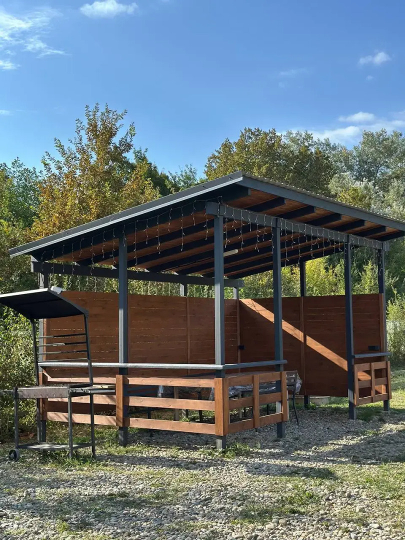 Частный дом Загородный комплекс на берегу реки с баней 1