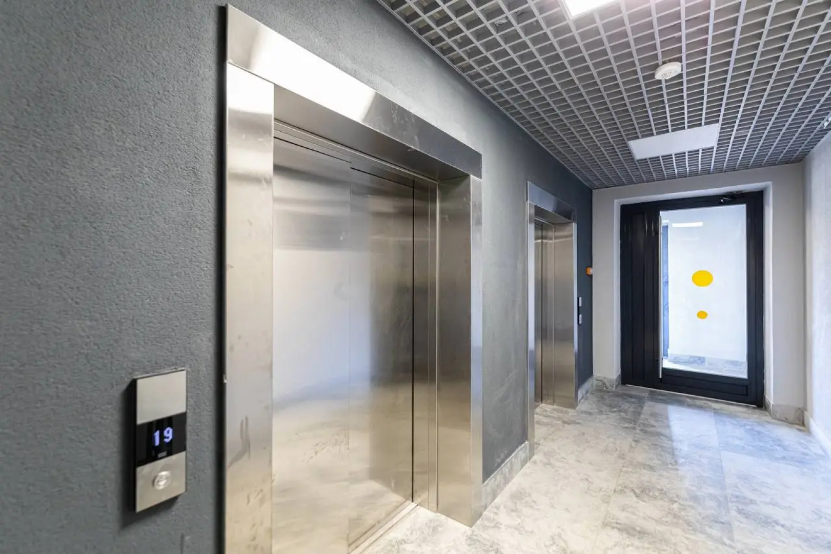 Апартаменты Happy Miracle Уютная Квартира рядом с Центром и Станцией Метро