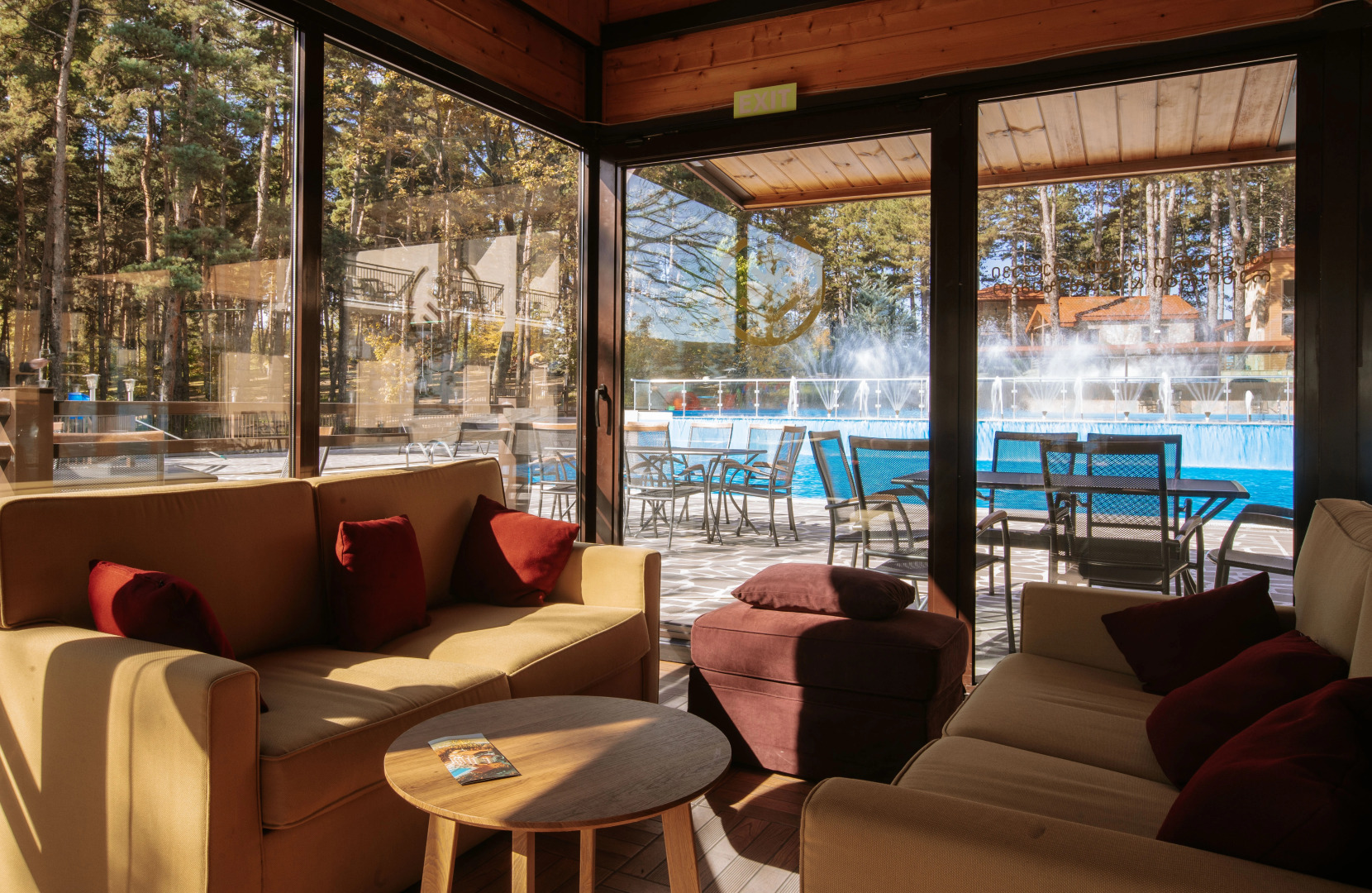 Курортный отель Zuzumbo Resort  Spa