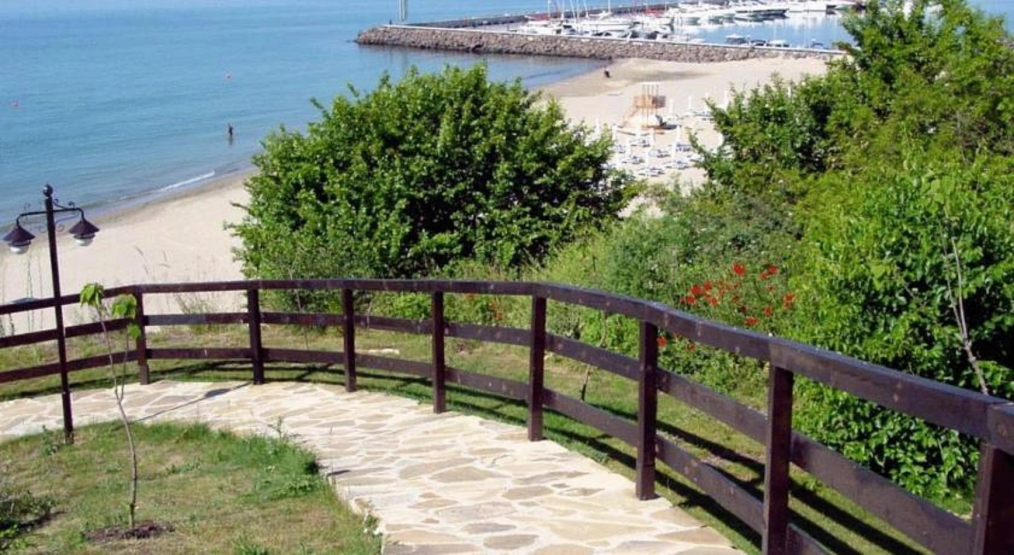 Курортный отель Южные Ночи