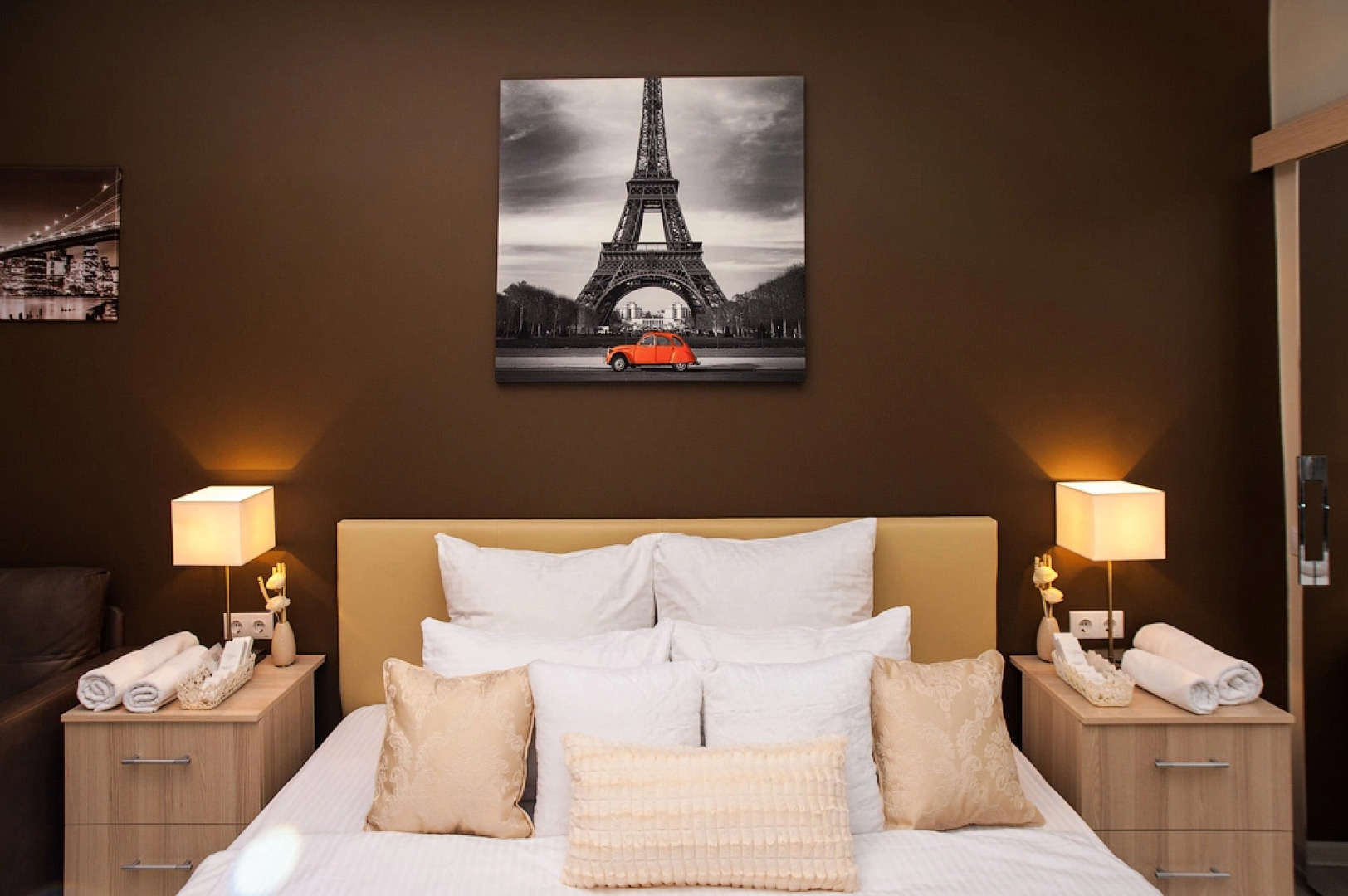 Апартаменты Тихая студия 36кв.м,рядом станция подземного трамвая и большой ТЦ