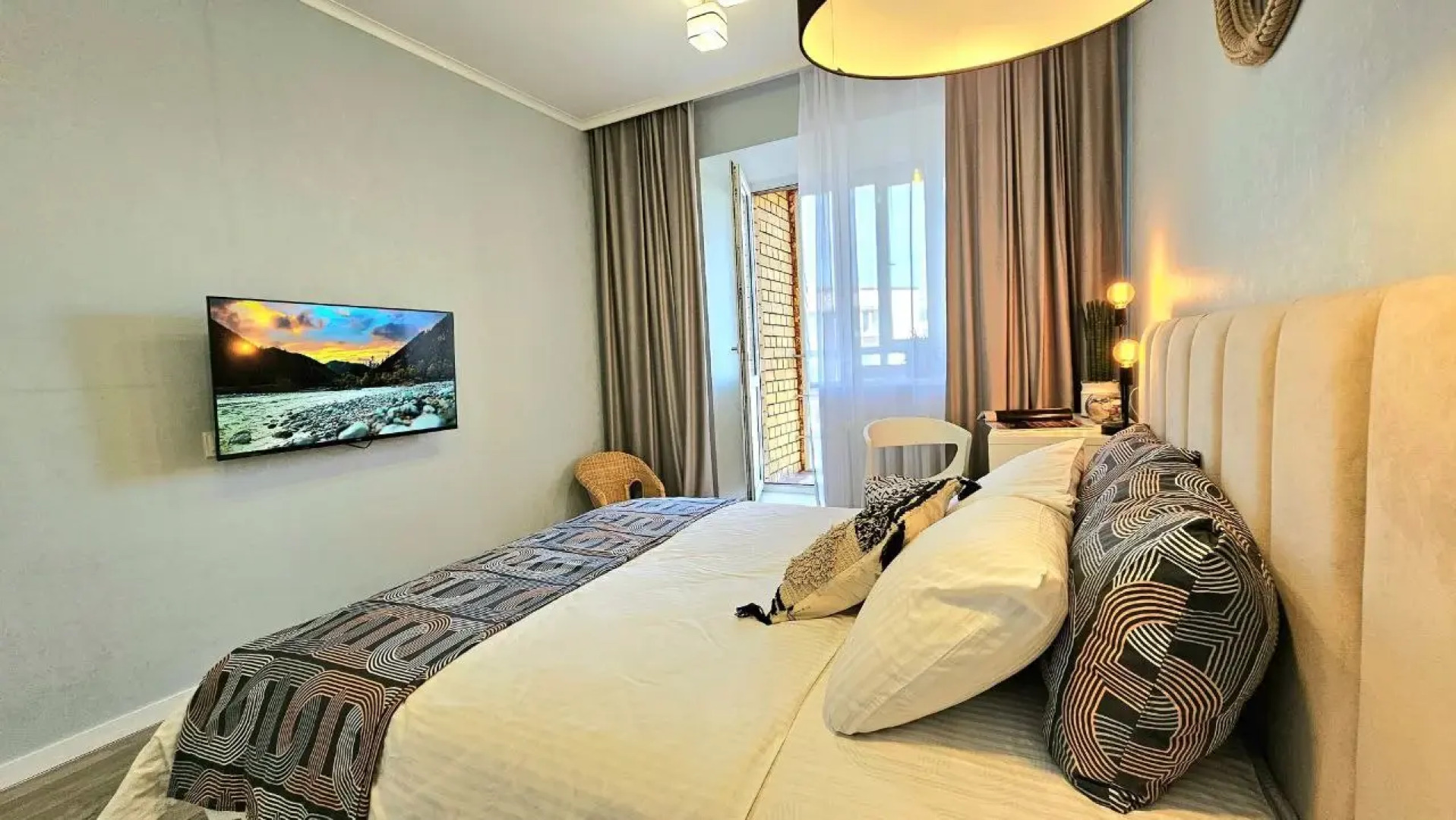 Квартира в удобной локации рядом со станцией метро Суконная слобода