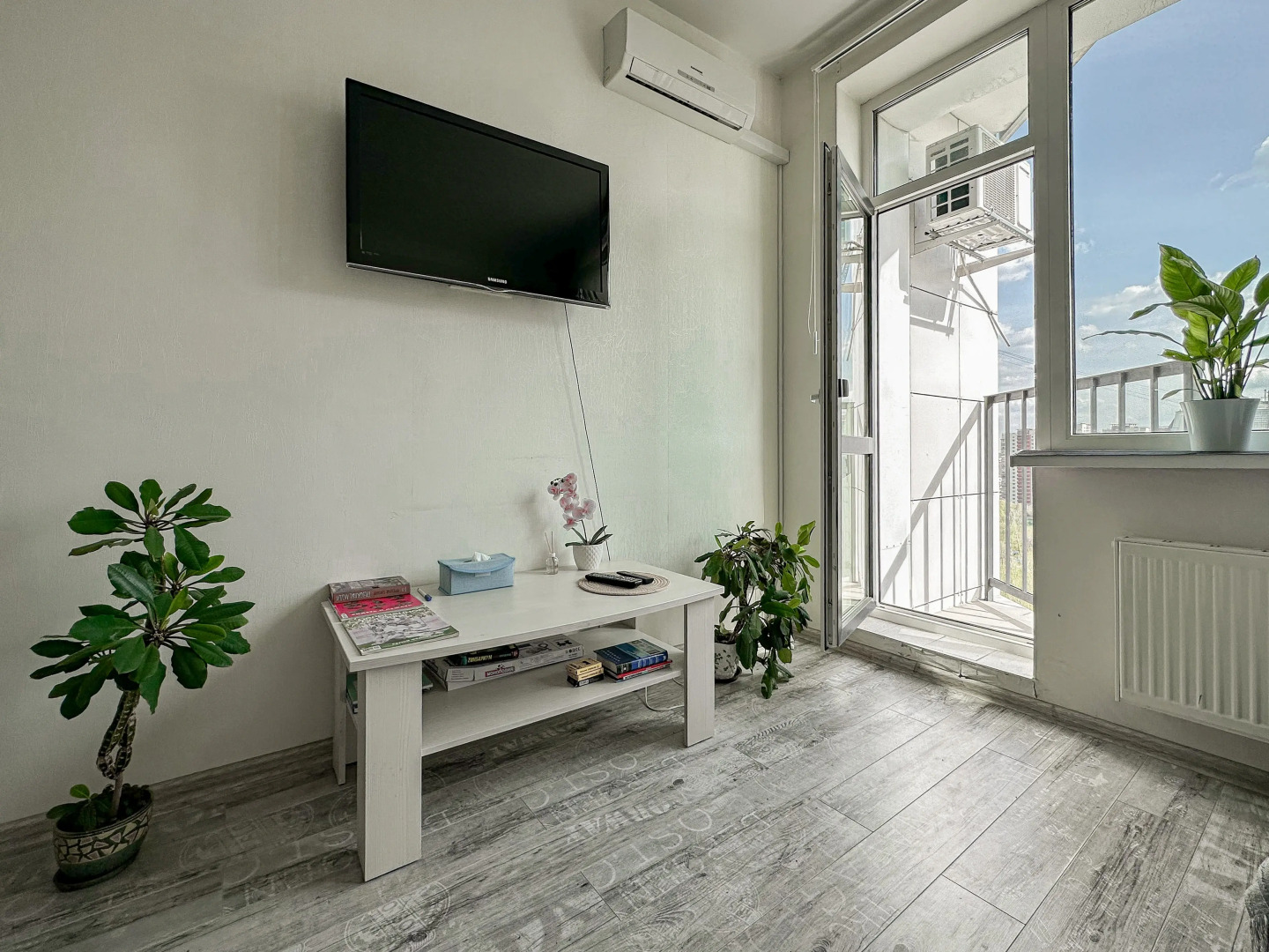 Апартаменты Комфортные светлые апартаменты у метро Беломорская