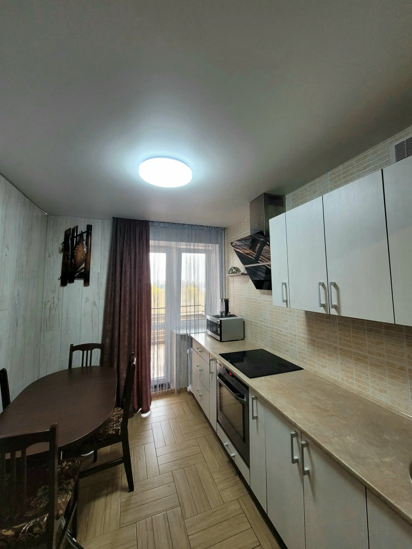 Апартаменты В центре Интернациональная 21