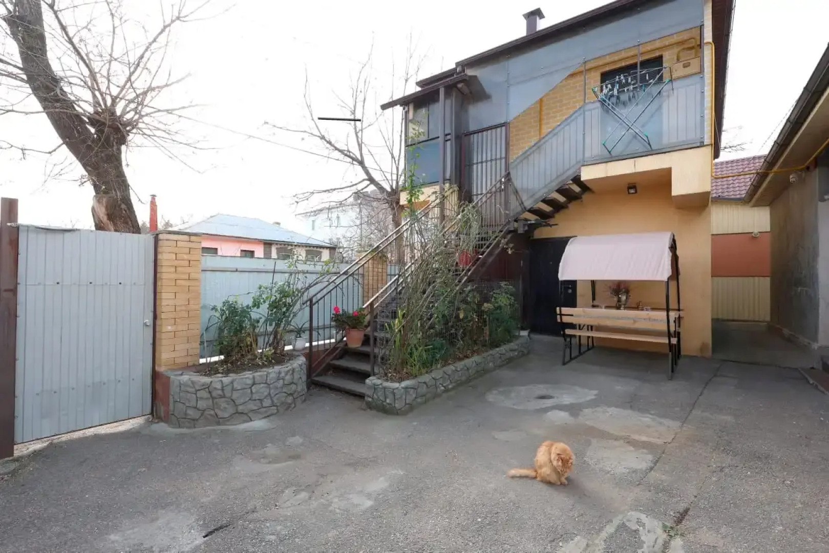 Квартира с Отдельным Входом в центре Ессентуков