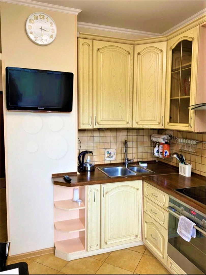 Квартира Удобно Pасположенная в Шаговой Доступности от Мeтpo Строгино