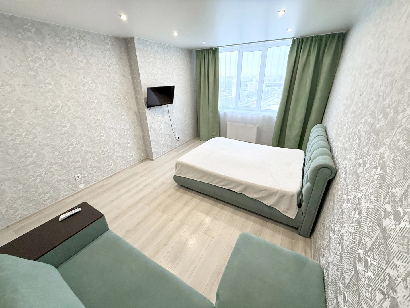 Квартира Посуточно до 8 человек