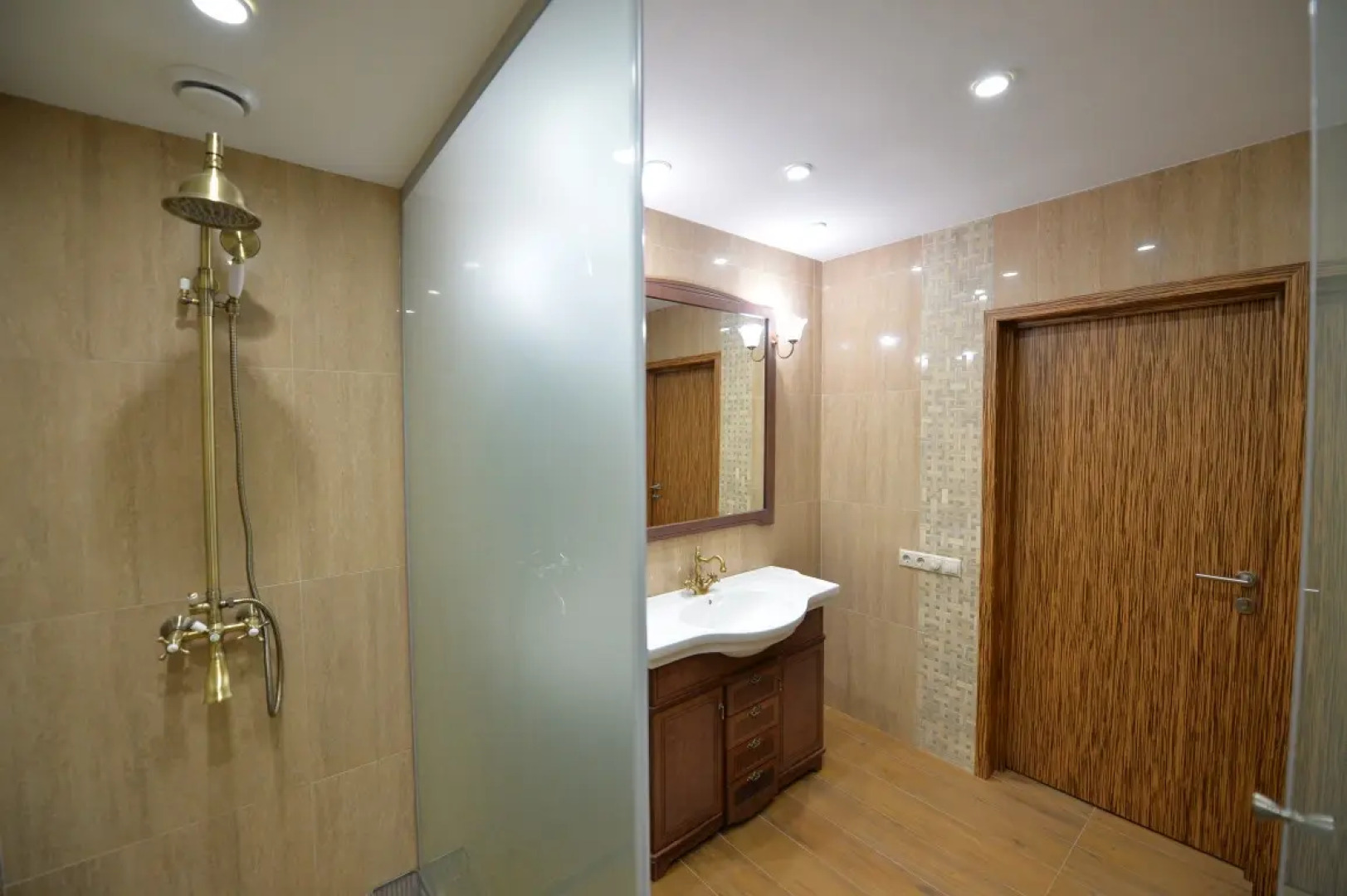 Апартаменты Необыкновенный дом