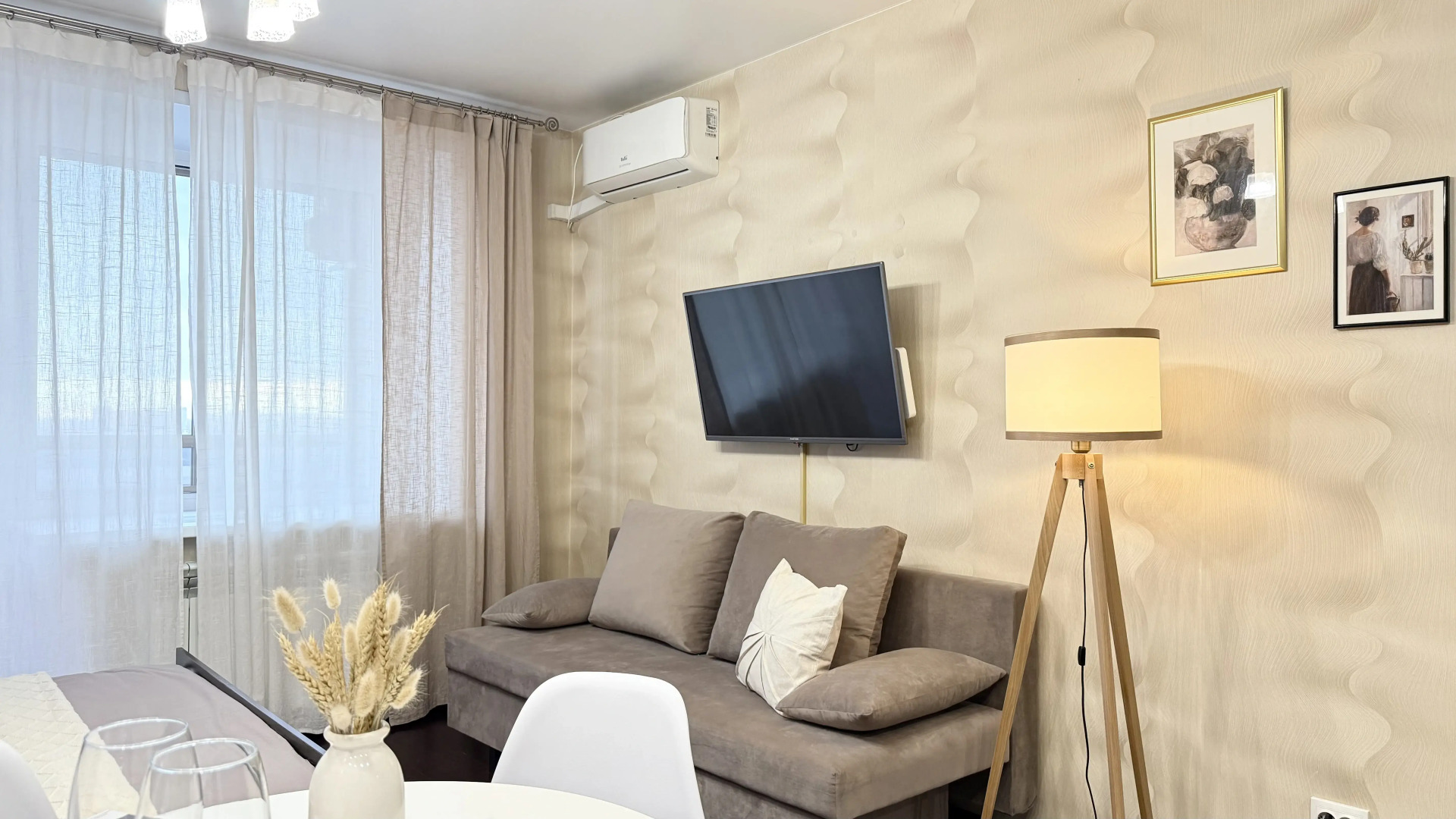 Апартаменты Hugge Place на Лазурной [Объект 133]