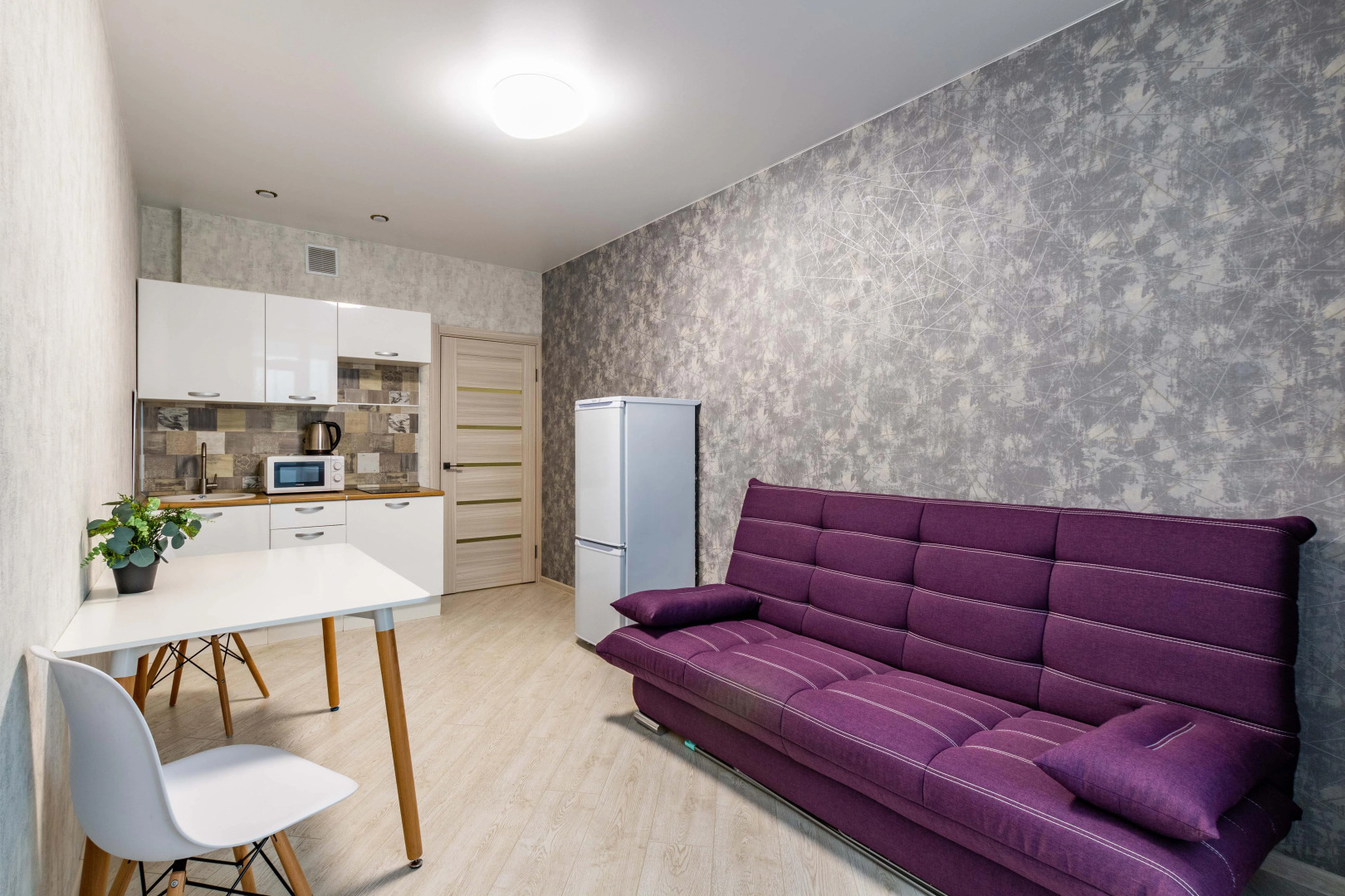 Апартаменты DreamHouse на Самолетной 31