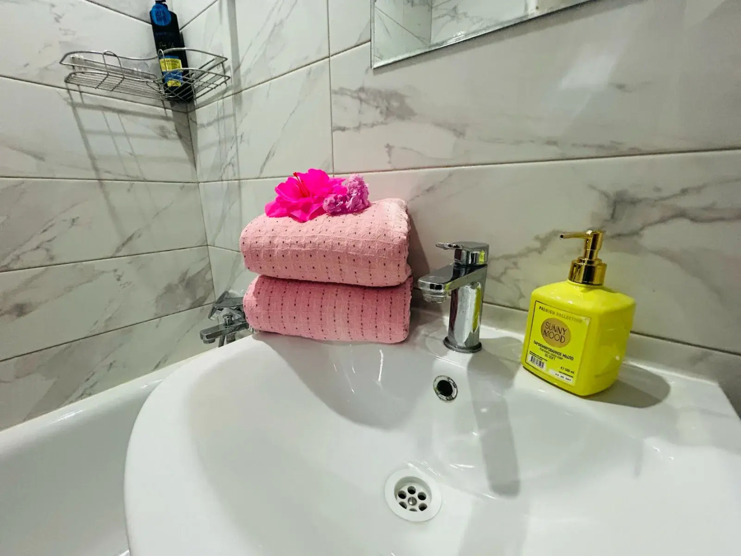 Квартира GoldApart Качалинская 9