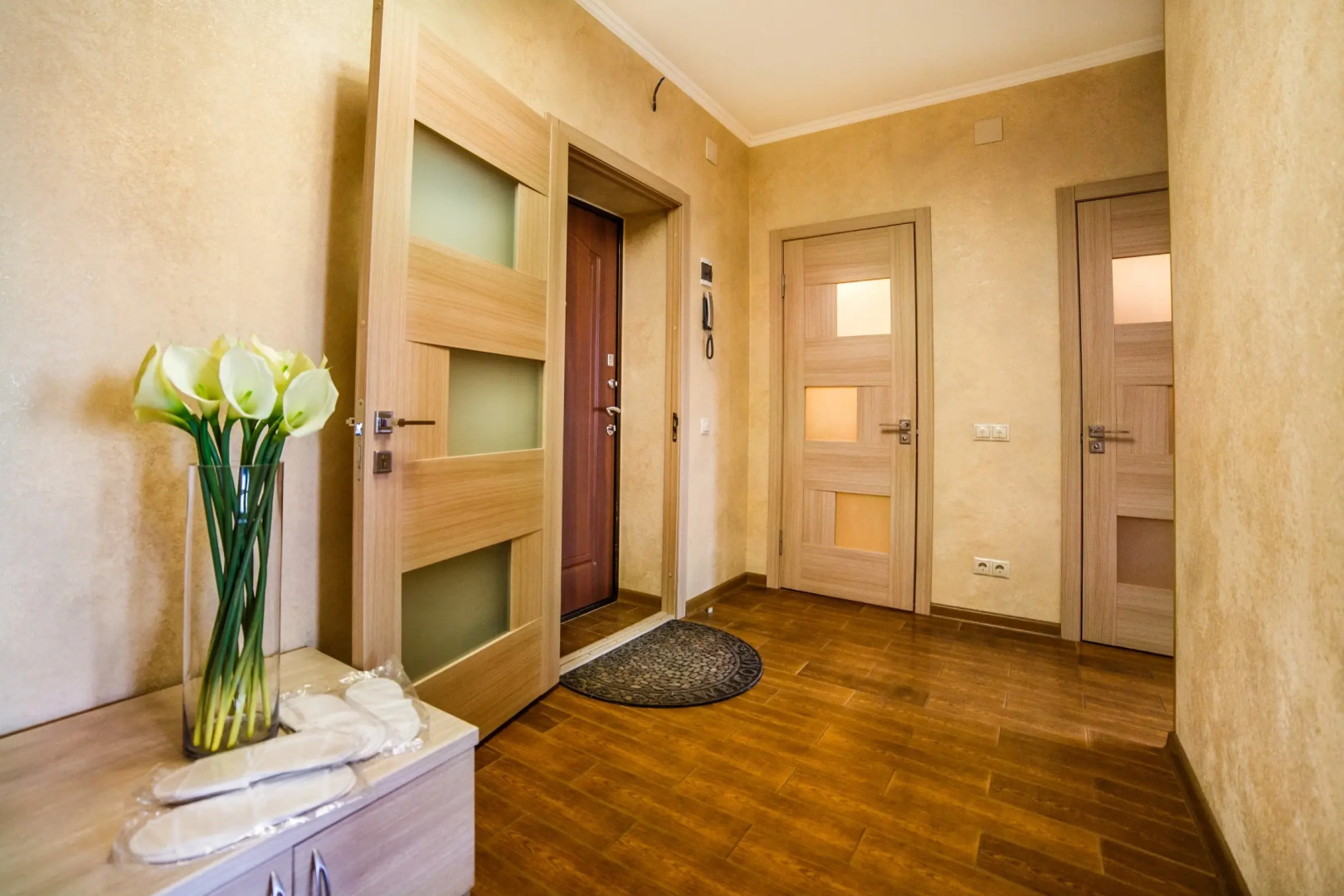 Апартаменты На Теренинском 9