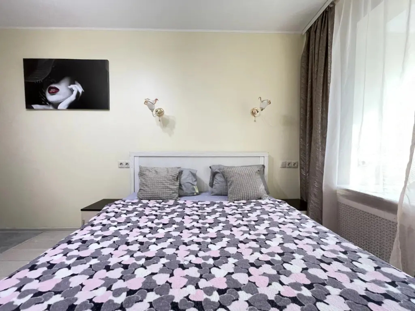 Апартаменты на Широкой