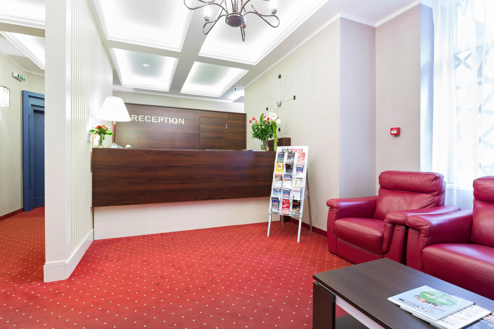 Ночлег и завтрак (B&B) Five Points Square - City Center