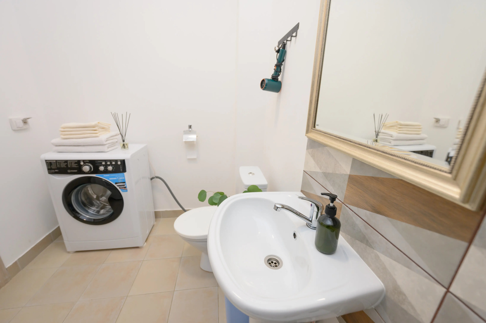 Квартира ApartHause с полным сервисом и авторским дизайном