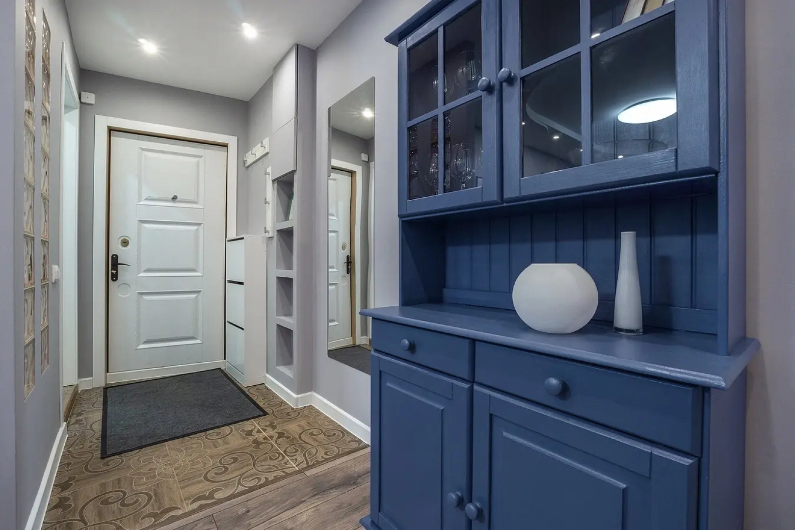 Квартира трехкомнатная Queenstay Остров мечты на Коломенской