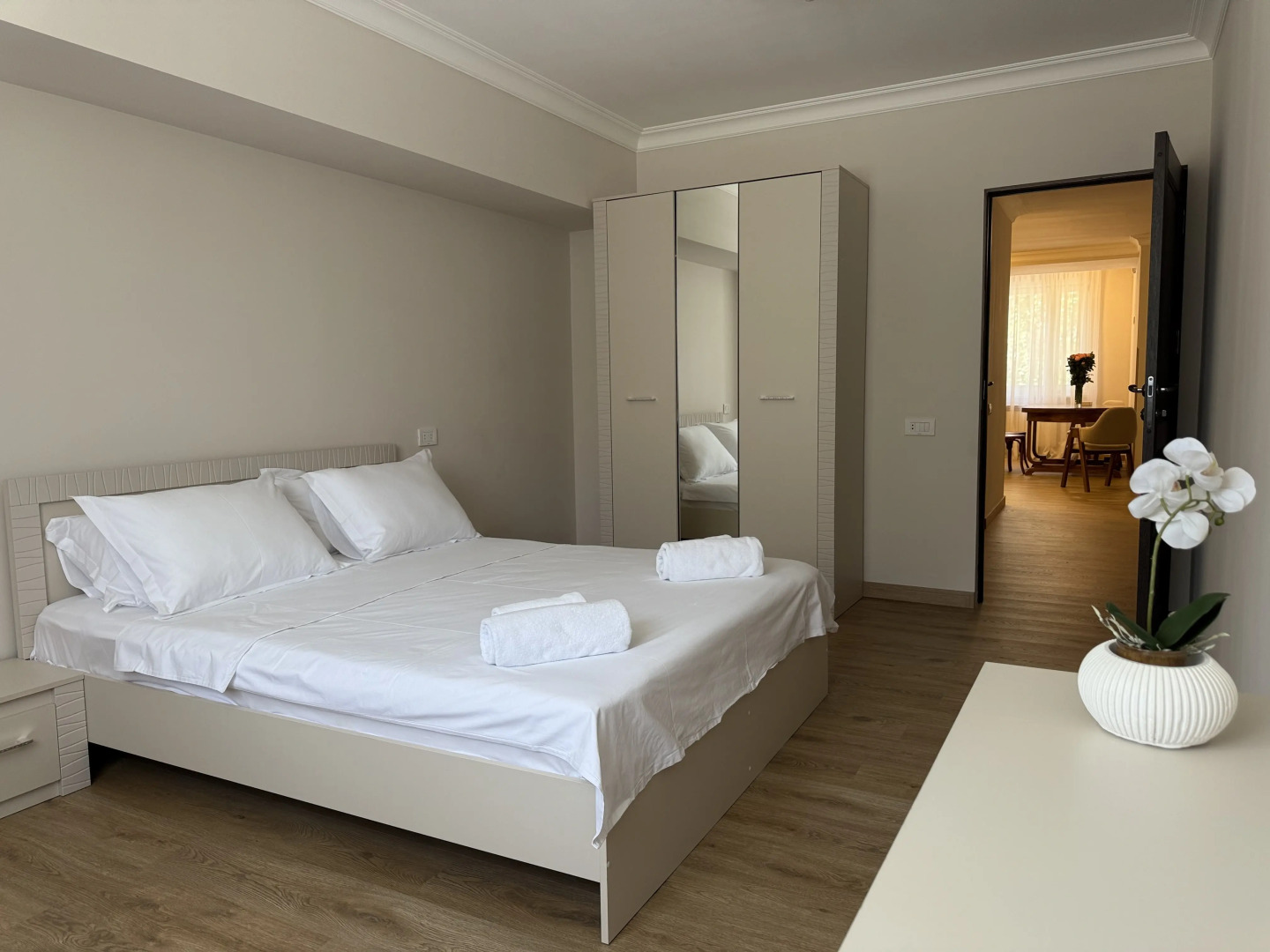 Апартаменты с 2 спальнями в центре города от Sweet Home