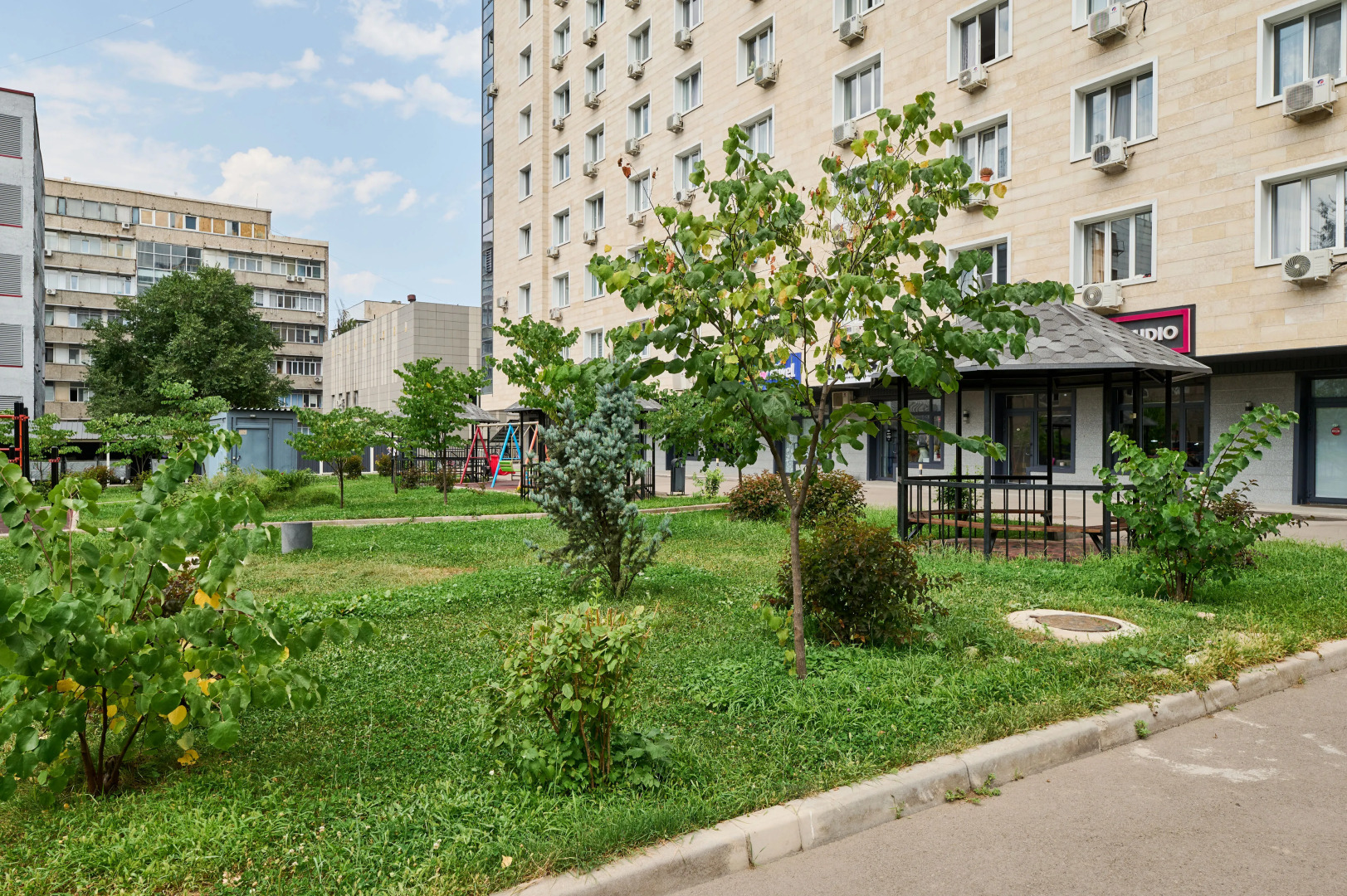 Апартаменты Квартира у Арбата в центре Алматы