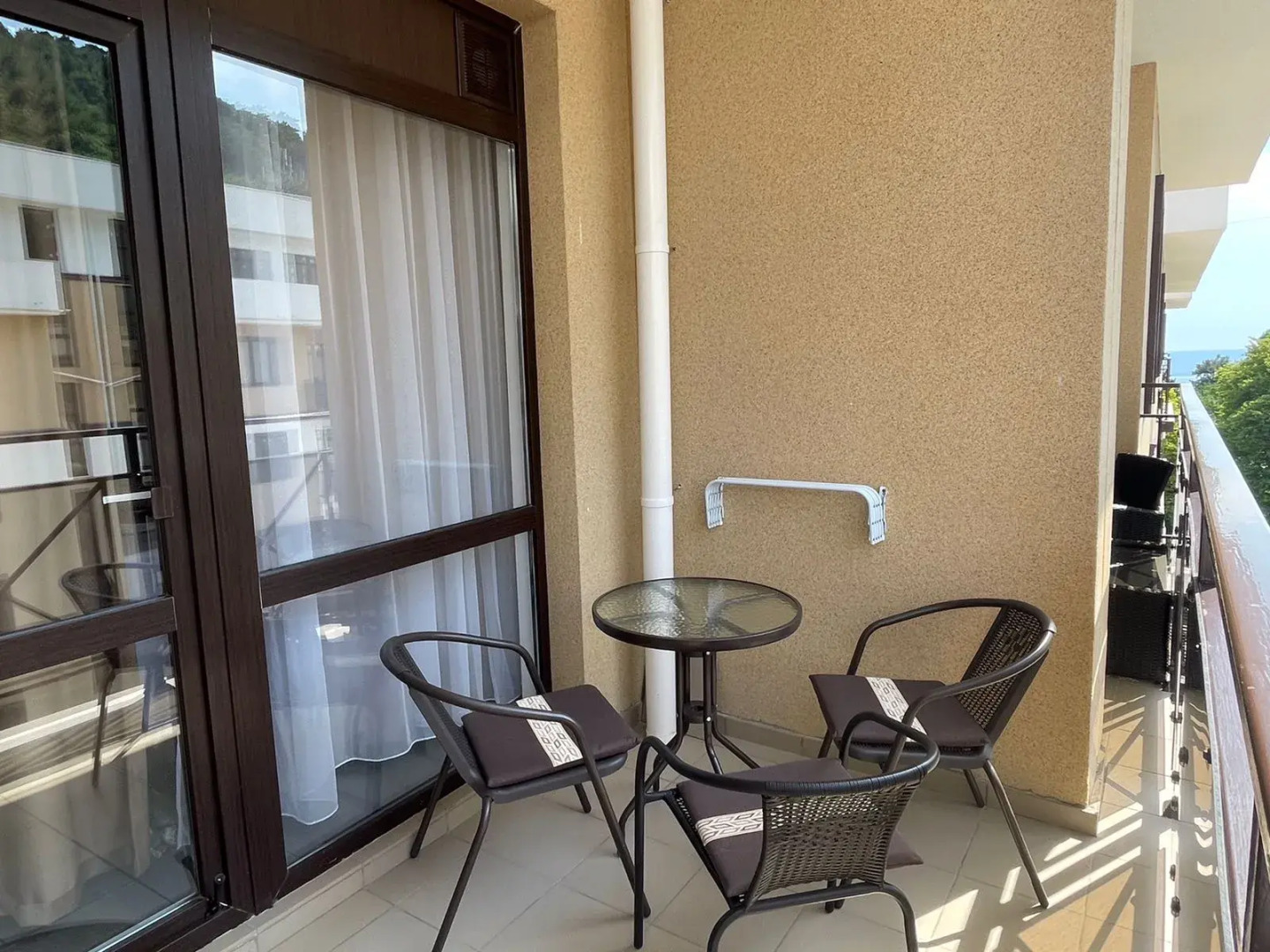 Апартаменты Комфортный семейных отдых у моря с видом на море и горы