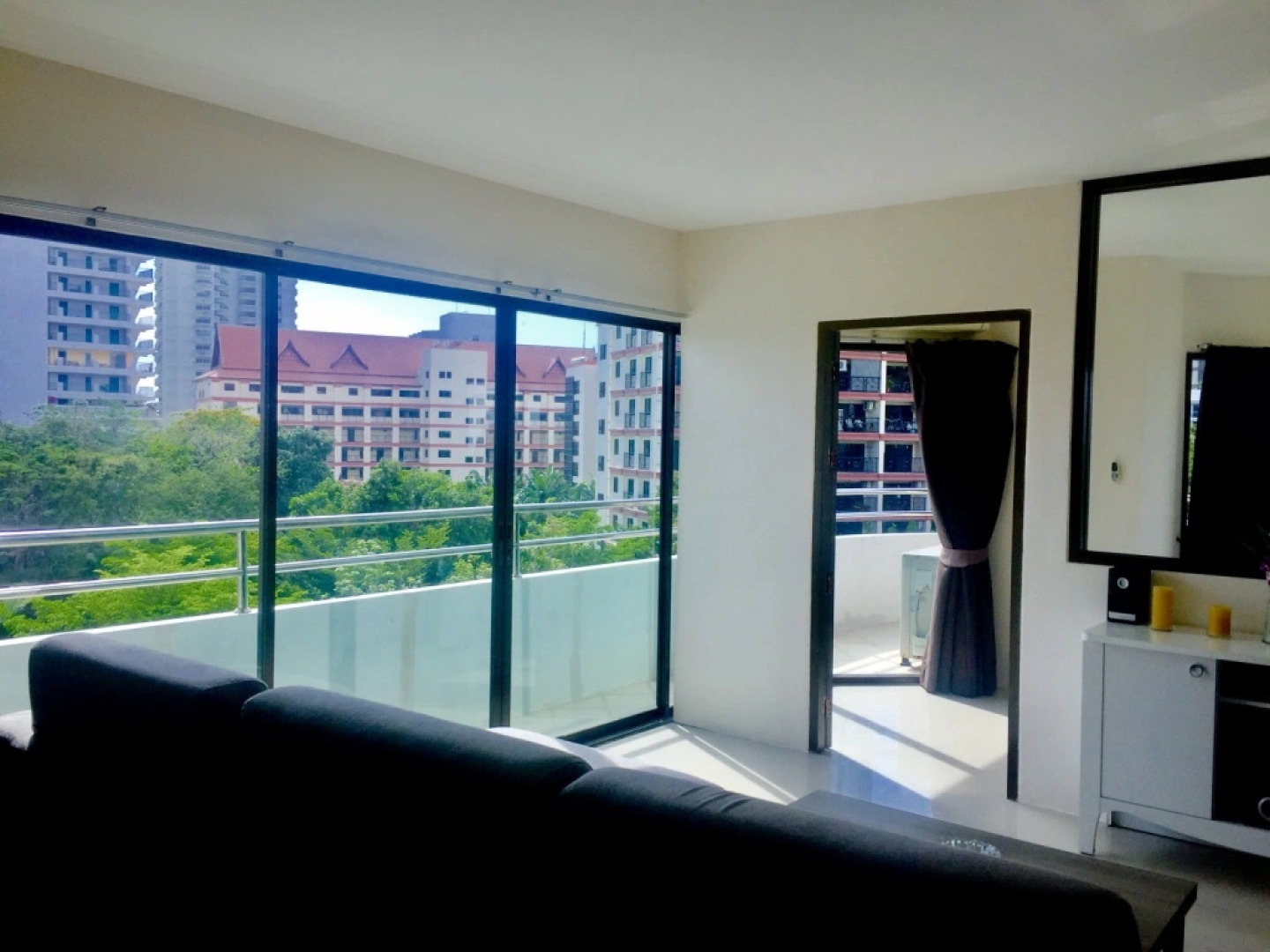 Апартаменты R-Con Wongamat