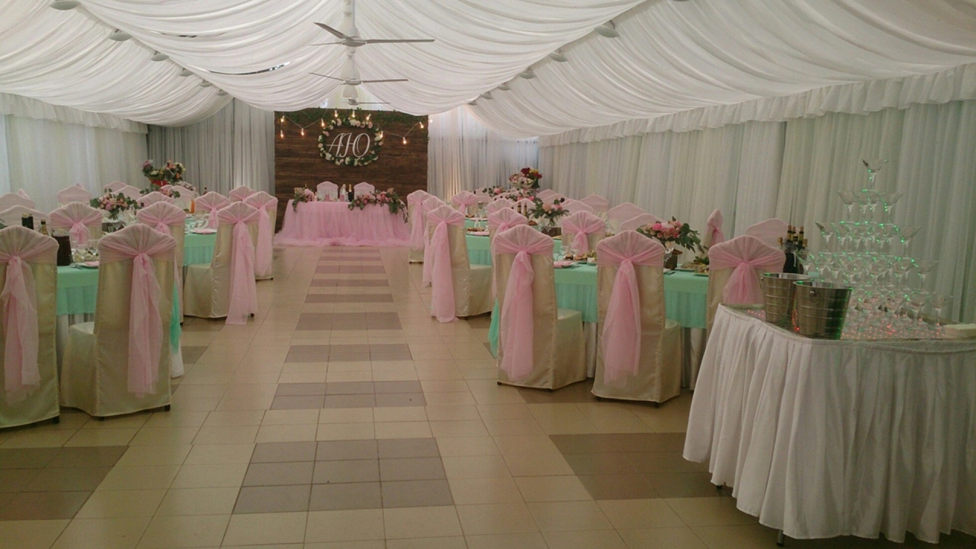 Отель Домик у причала