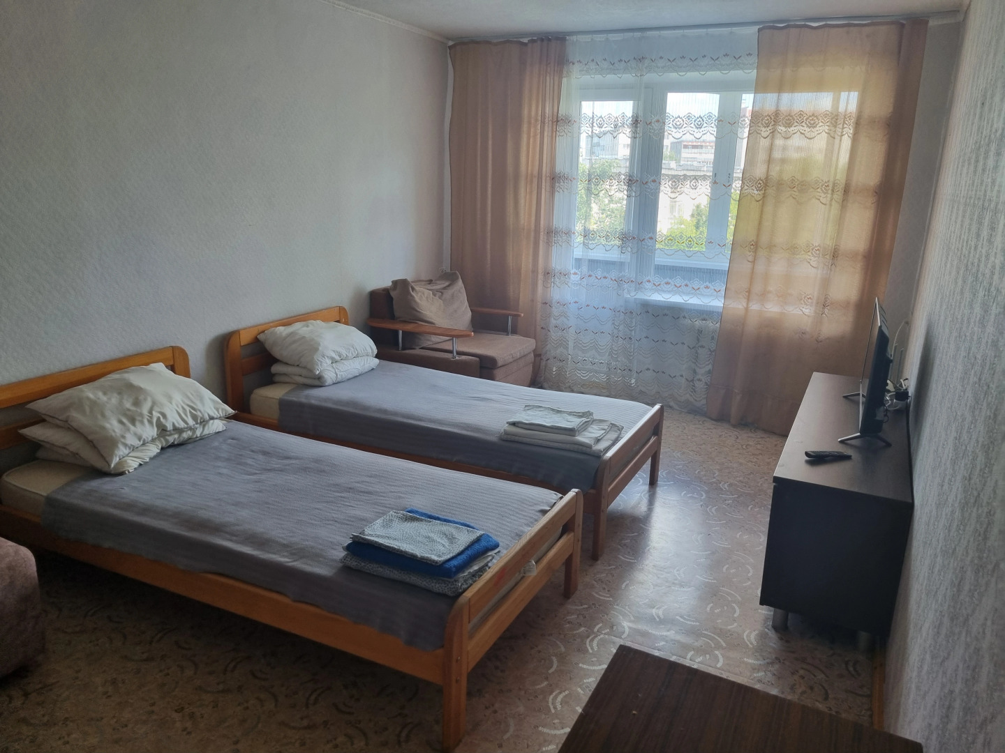 Апартаменты Мира 26