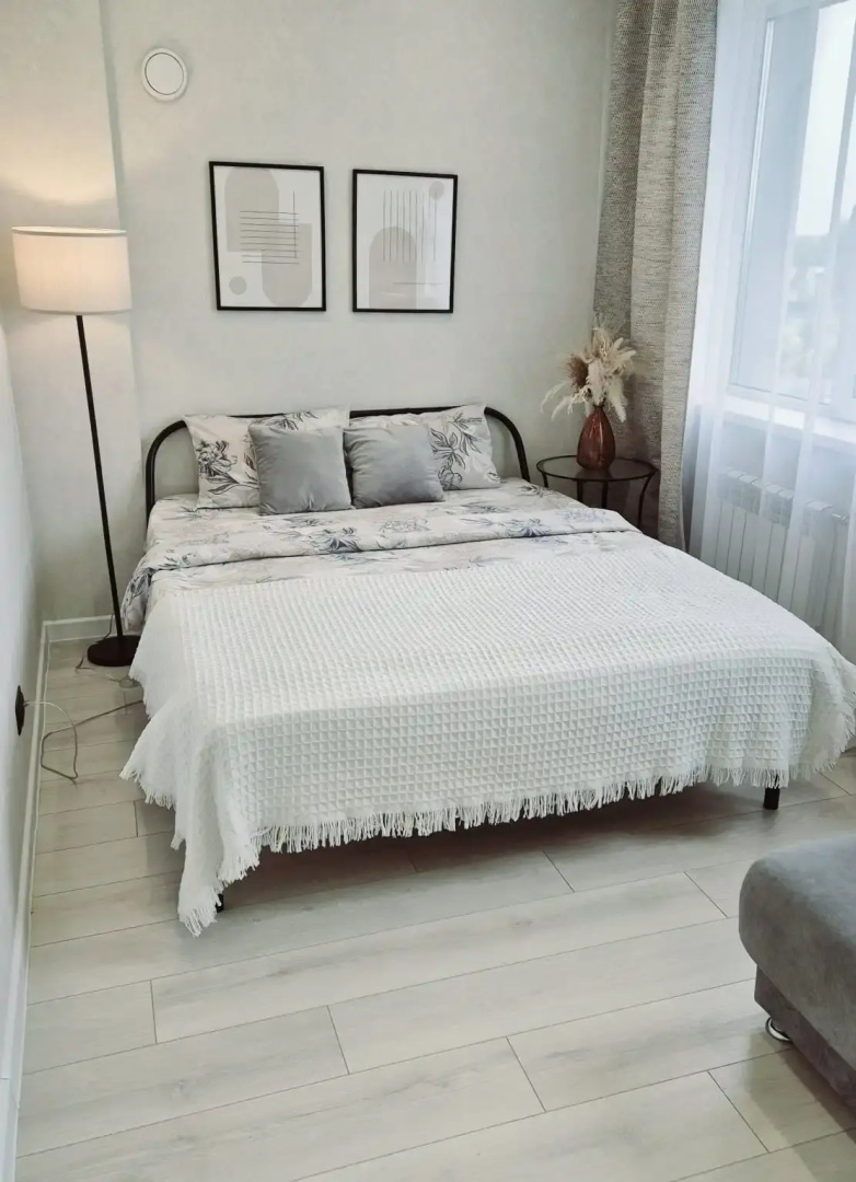 Апартаменты SleepNsk Красивая Трешка Около Аквапарка