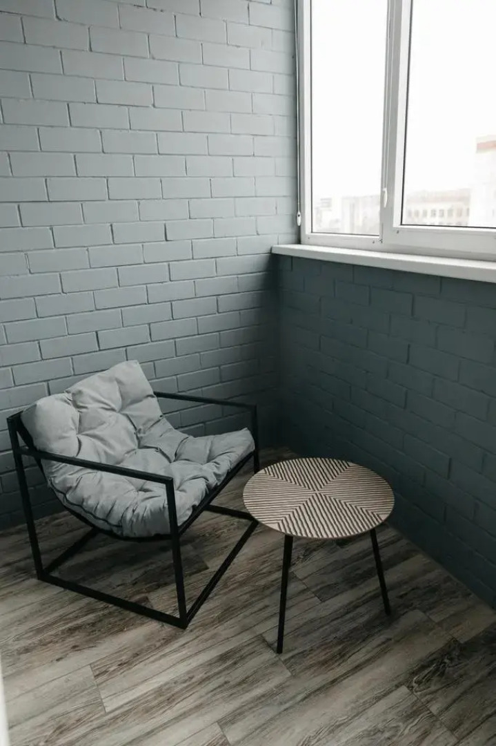 Студия на Ивана Сусанина 41