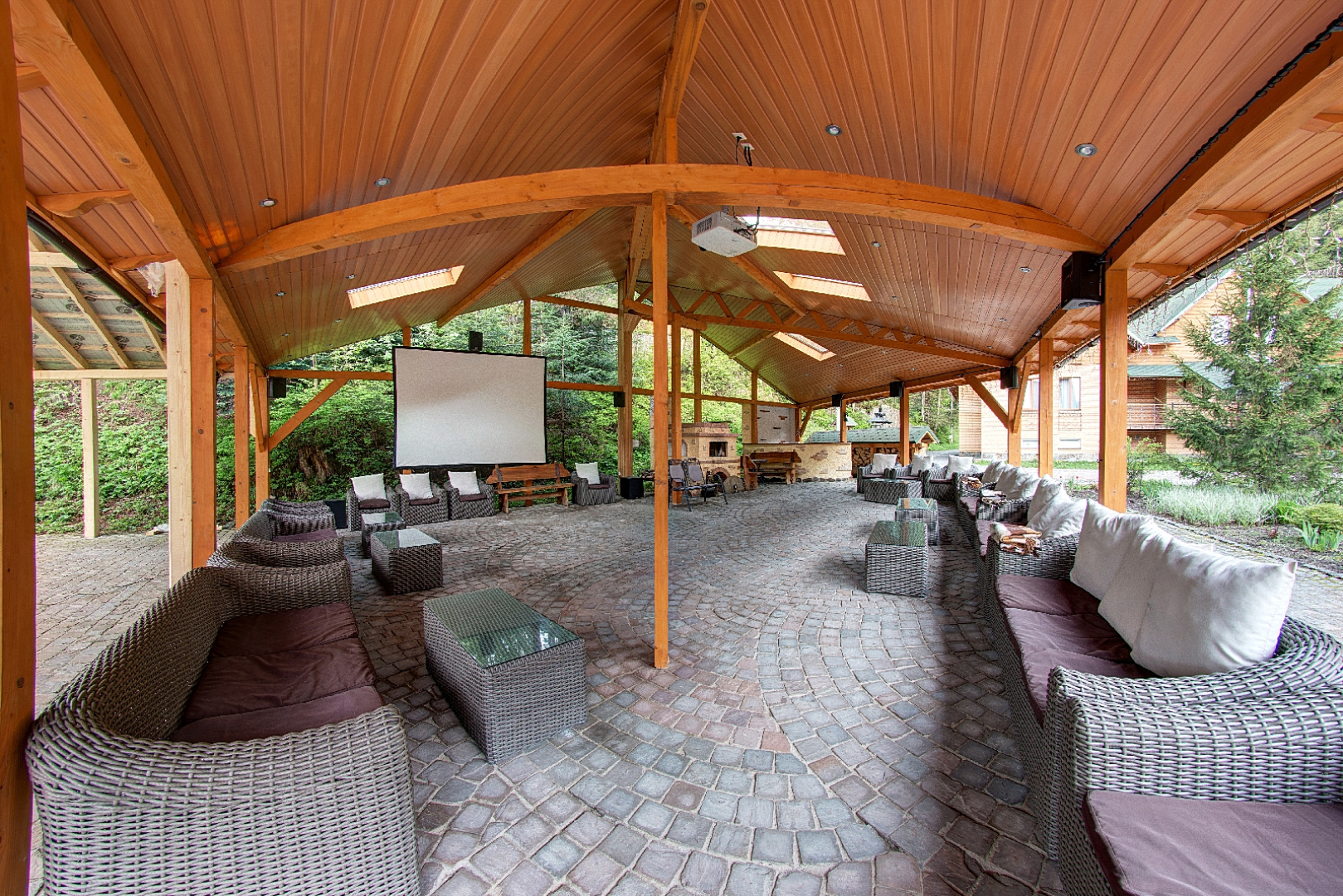 Отель Лаванда Кантри Клаб