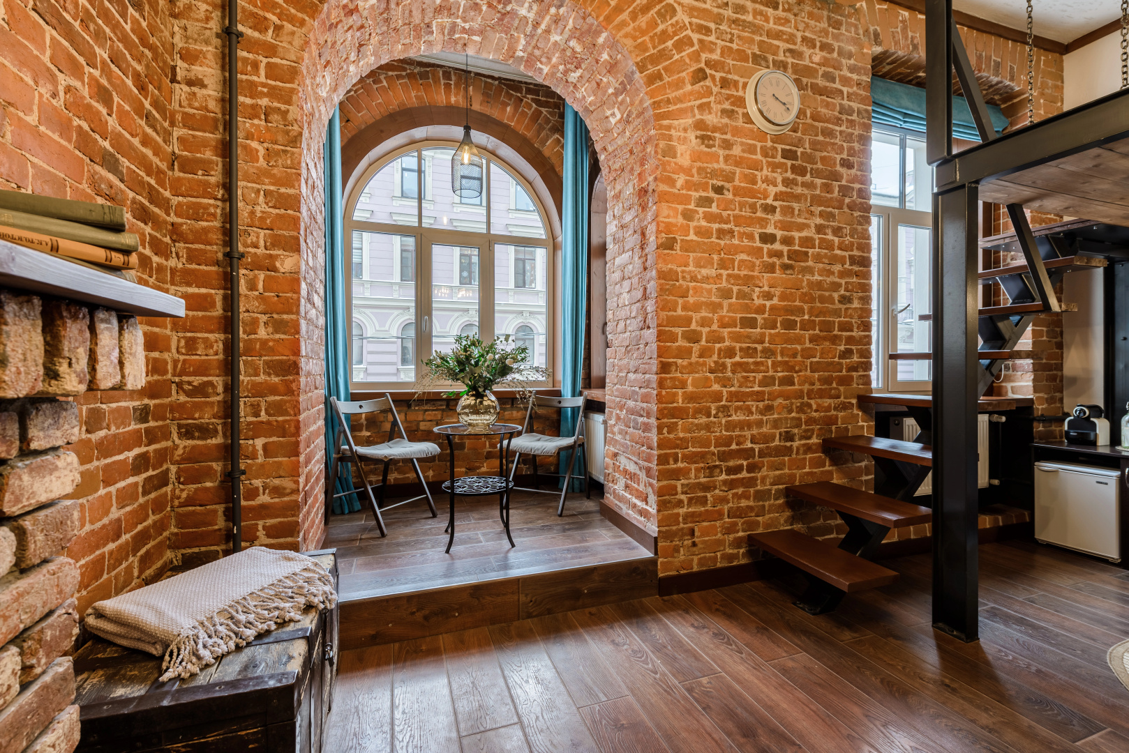 Апартаменты Nevsky Loft Studio