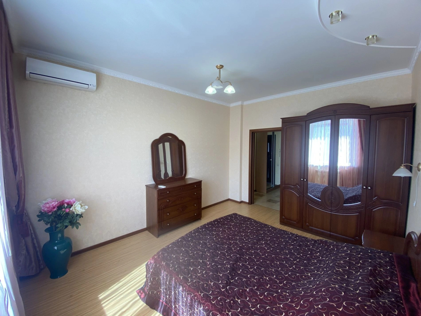 Апартаменты 201 Колхозная 9