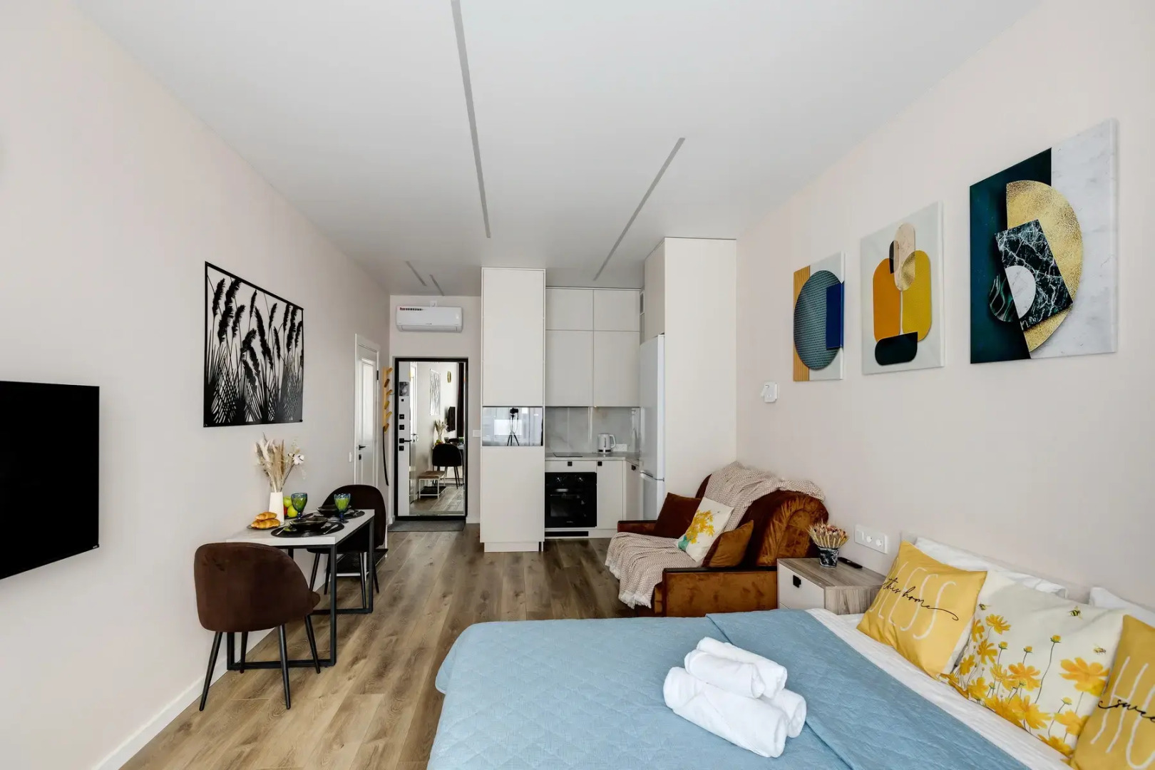 Апартаменты Хомлин от Home24