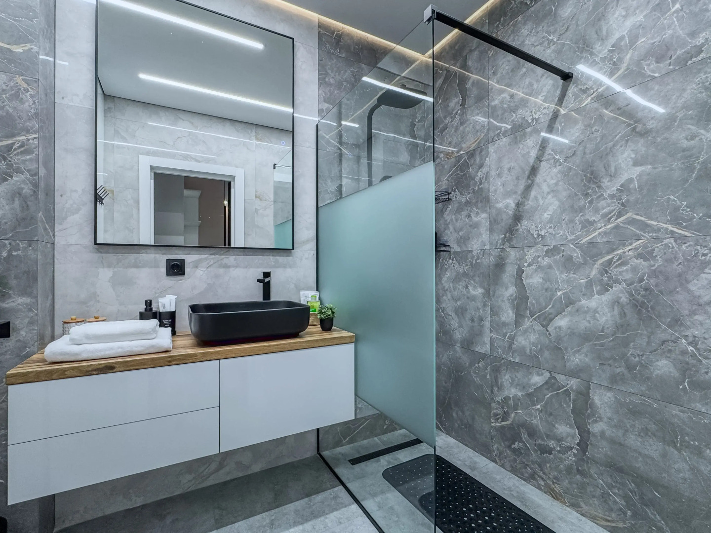 Квартира Green FOX для троих - ремонт, техника и уют