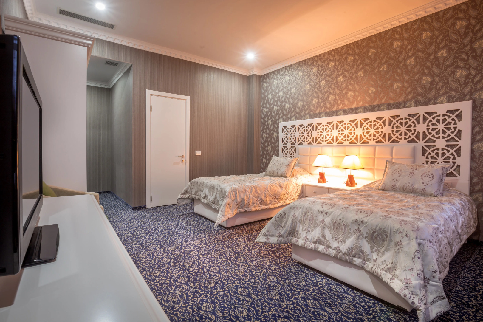 Отель Premier Old Gates