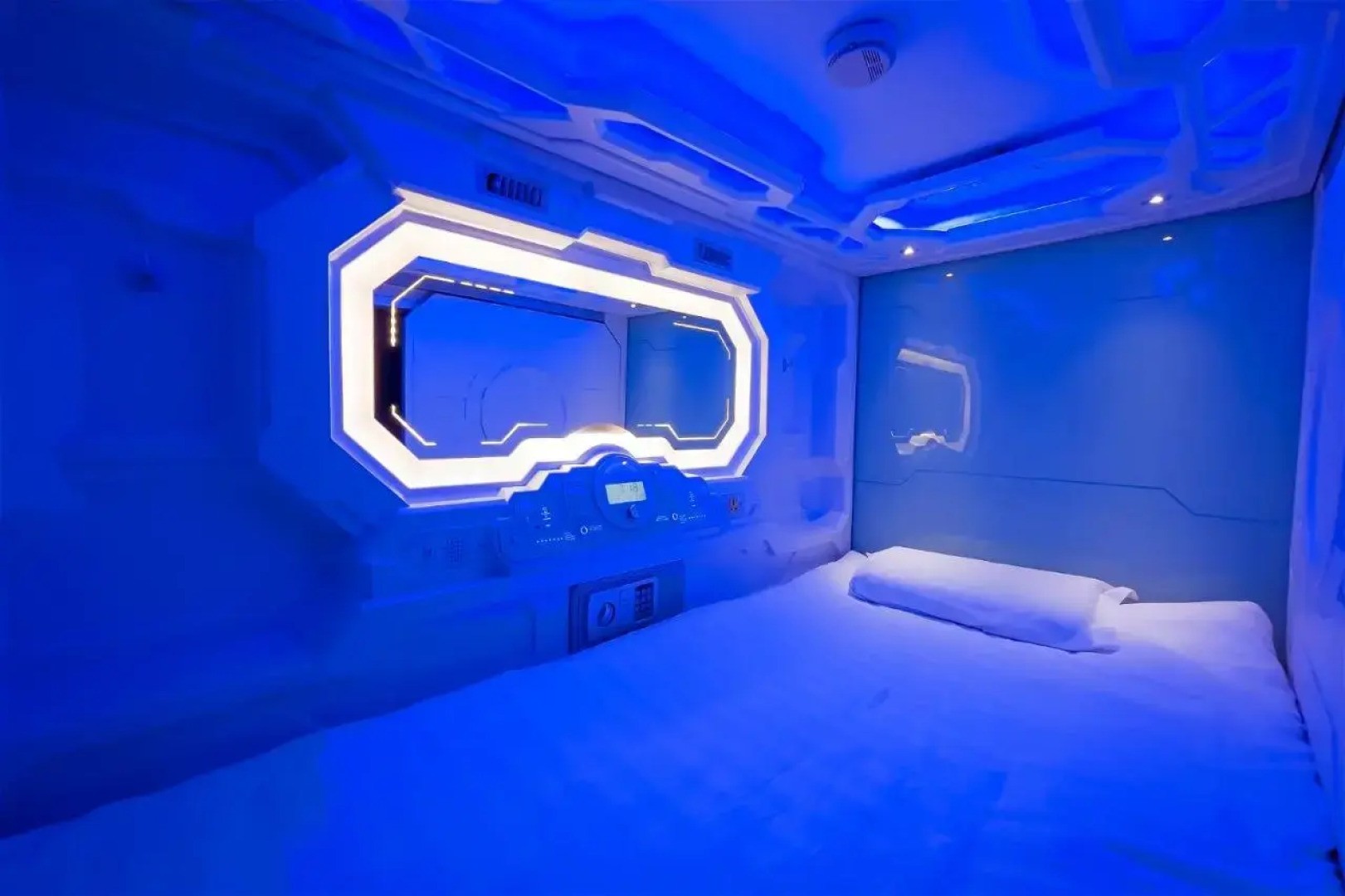 Отель Caps Lock Future