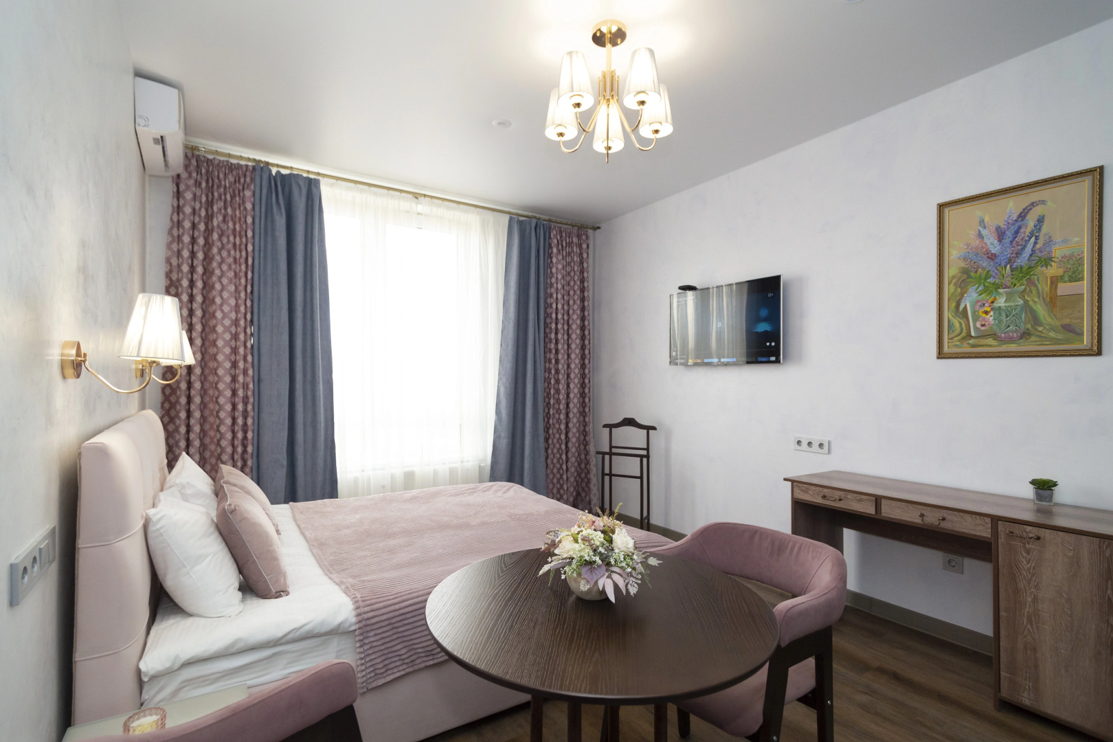 Апартаменты ДзенХоум Весна 1128