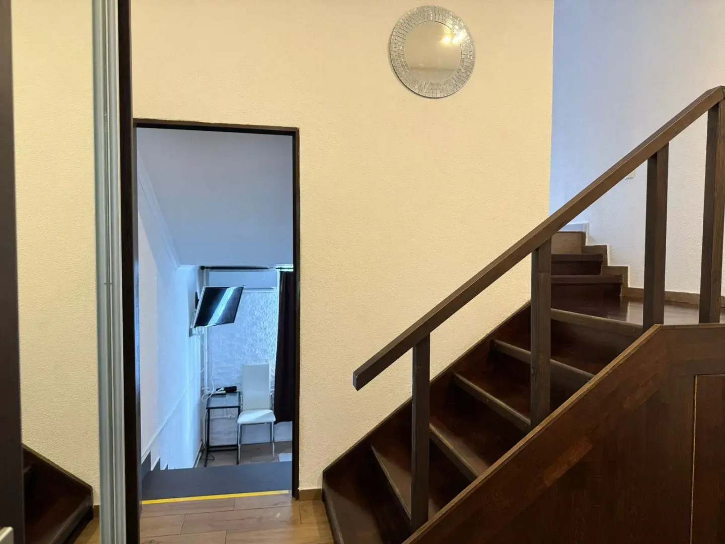 Отель Арт Гранд Виктория