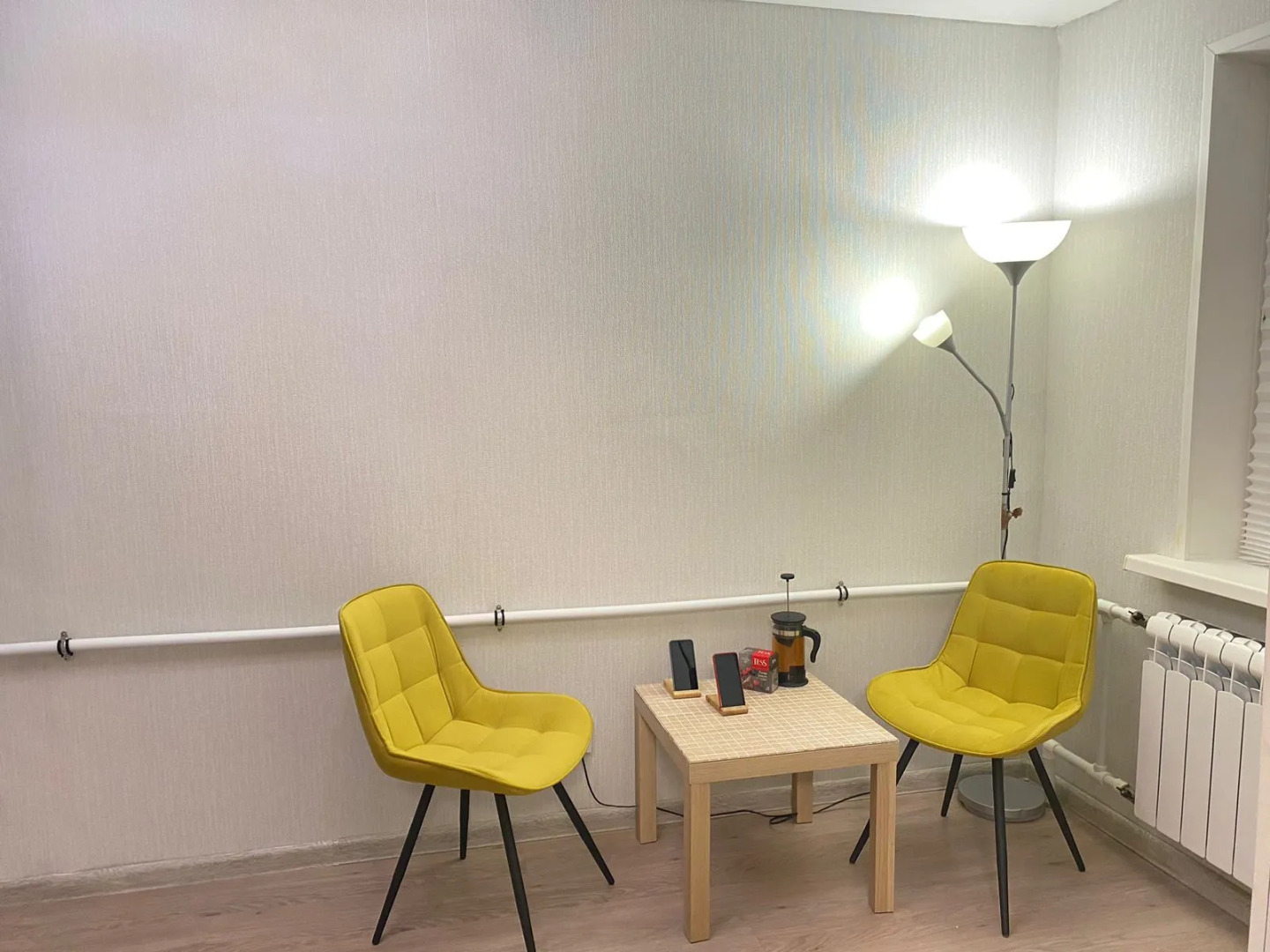 Квартира Даурская, Город на Ладони