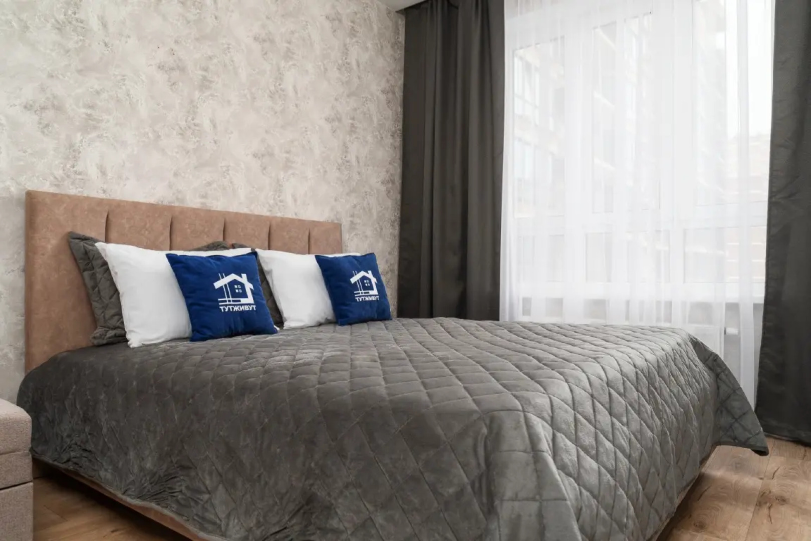 Апартаменты Улучшенные с Видом на Город ТутЖивут | Парк и Стадион