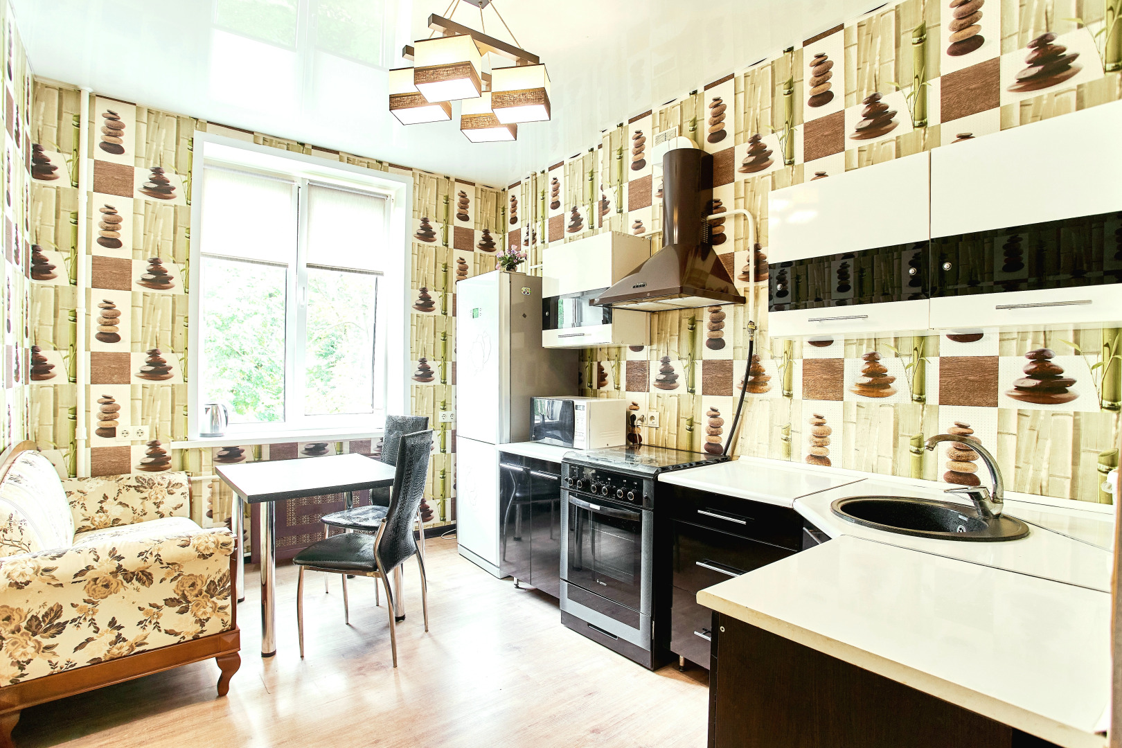 Апартаменты на Кирова 3