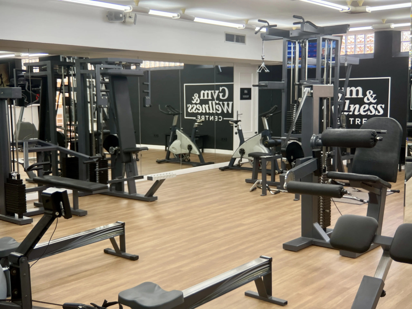 Курортный отель Ramada Hotel & Suites by Wyndham Costa del Sol