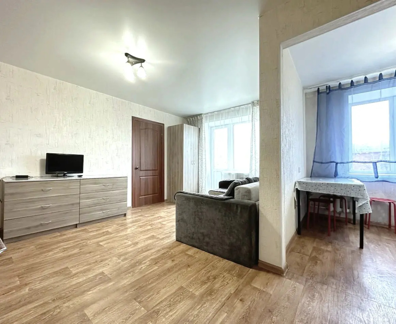 Квартира двухкомнатная в центре на Дзержинского рядом с КузГТУ и  РИАцентром