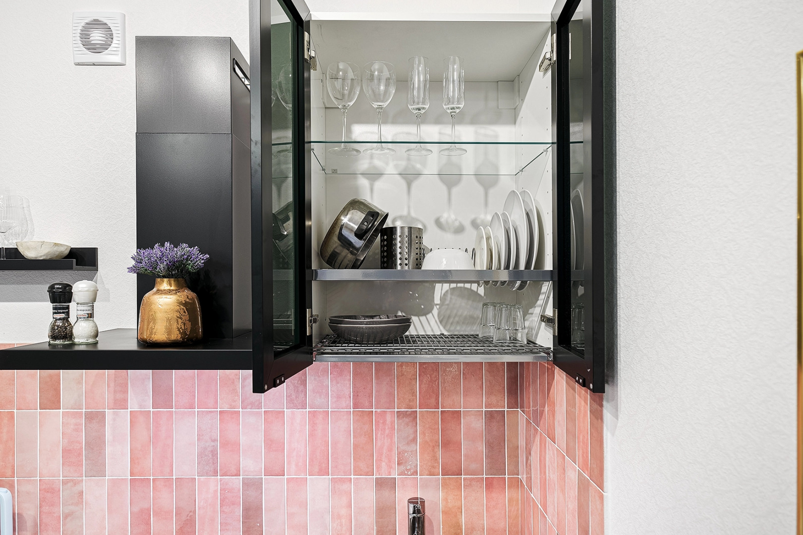 Апартаменты F-Apart светлые стильные и комфортные