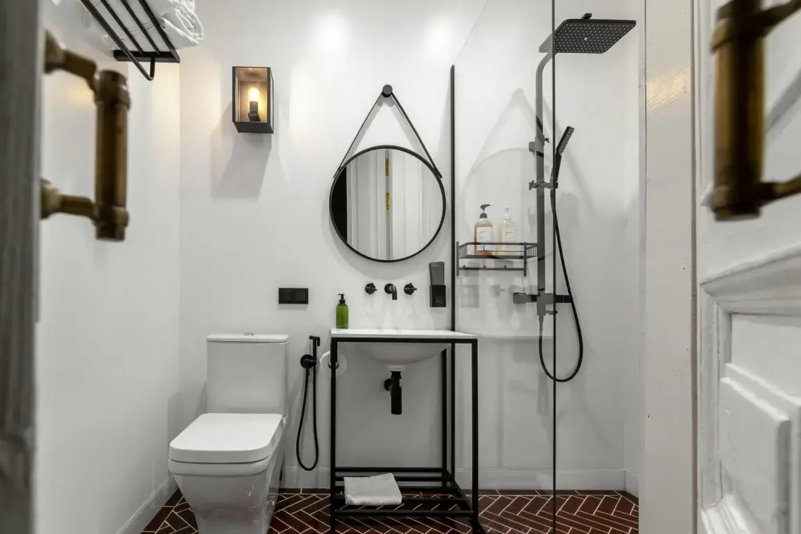 Апартаменты Room в Nikolaev Building