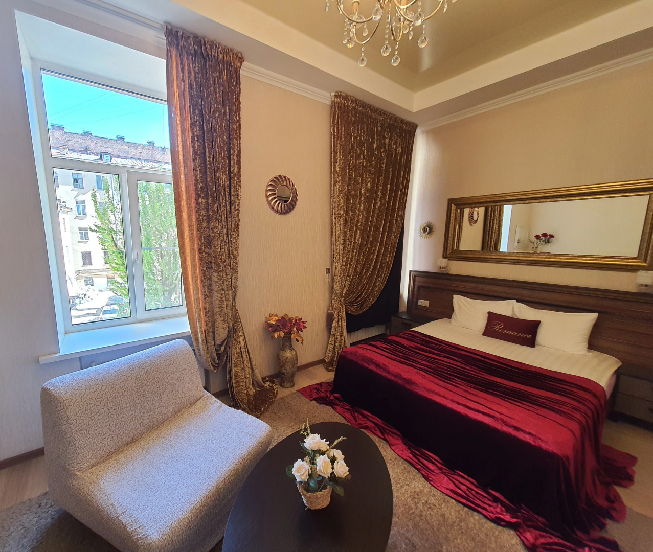 Мини-отель «Счастье» на Рубинштейна, 26